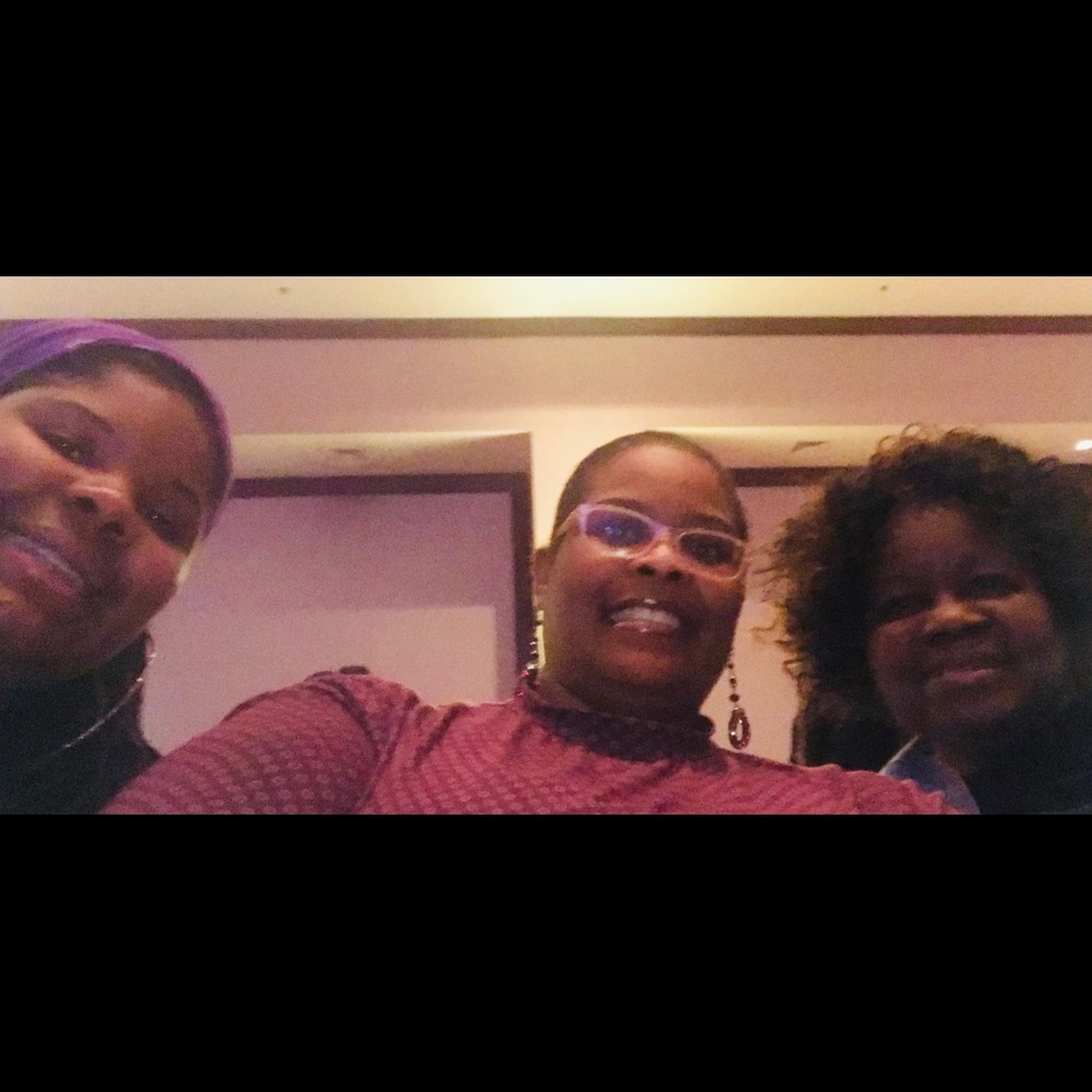 Meet your Posher, Charissa